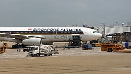 新加坡航空,機(jī)場(chǎng),飛機(jī)維修