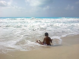 海,波,男孩