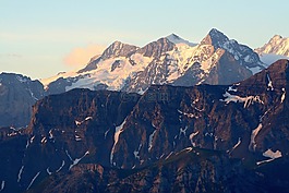 伯爾尼高地,阿爾卑斯山,山