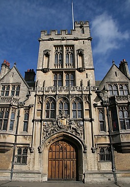 牛津大學,英格蘭,塔