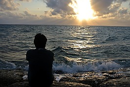日落,海,鄉(xiāng)愁