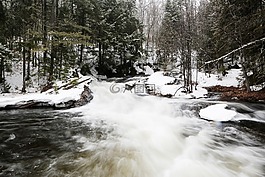 河,溪,水