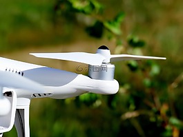 無人駕駛飛機,quadcopter,quadrocopter
