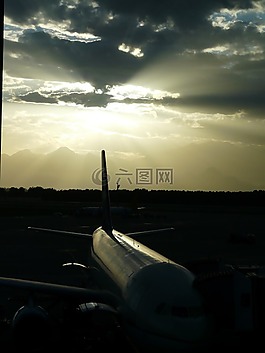 机场,飞机,到达