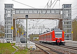 火車站,平臺(tái),步行
