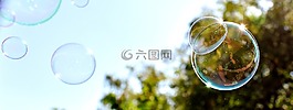肥皂泡沫,豐富多彩,飛