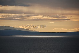海,阳光,云