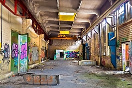 丟失的地方,客房,離開