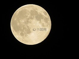 月亮,傍晚時分,月光下