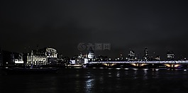河,倫敦,夜