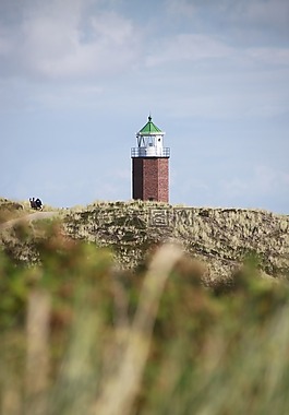 敘爾特島,燈塔,立場