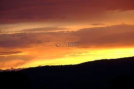 傍晚的天空,日落,余辉