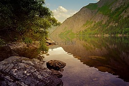 河,山,水