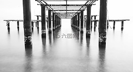 黑色和白色的风景,海洋,情感