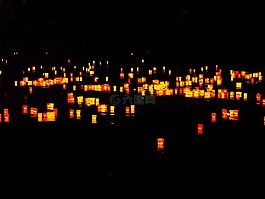 蠟燭,燈小夜曲,河