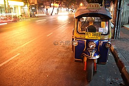 tuktuk,泰語,路