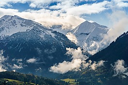 oberstdorf,云,山