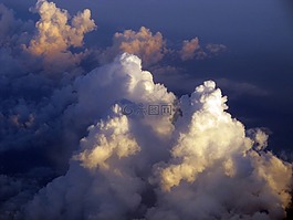 云,看看,天空