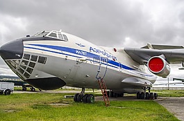 機,il-76,運輸