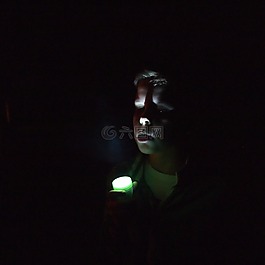 男孩,黑暗,夜
