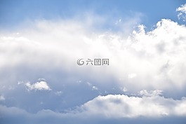 藍(lán)色的天空,白色的云,天堂