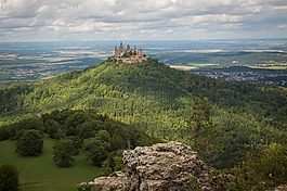 施瓦本白蛋白,hohenzollern,hohenzollern 城堡