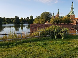 湖,草,橋
