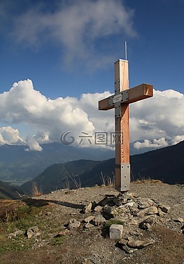 山,首腦會議,交叉