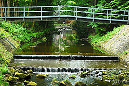 oker,橋,水逐漸