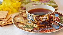 t恤,茶杯,餐具