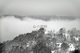山,教堂,霧