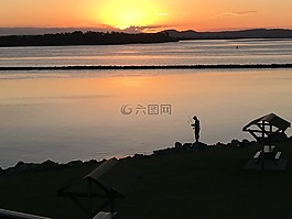 日落,釣魚(yú),河