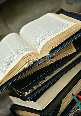 圣經(jīng) 》,本書,堆棧