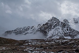 山,雪,霧