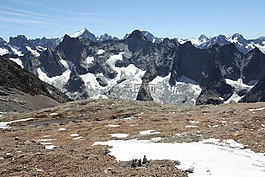 ?？颂m的酒吧,法國阿爾卑斯山,山