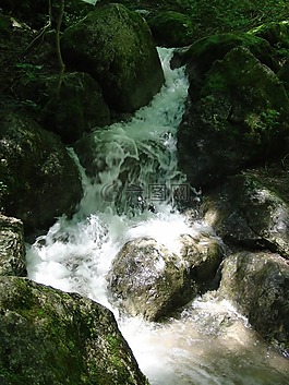 瀑布,銀行,過(guò)獨(dú)身生活