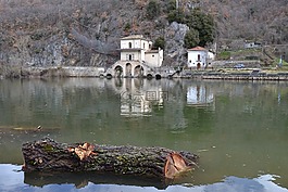 湖 barrea,barrea 湖,意大利