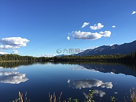 育空地區(qū),自然,湖