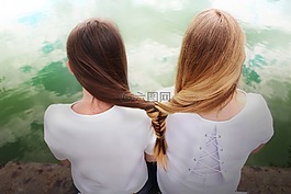 女子,夏天,性質(zhì)
