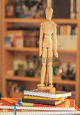 娃娃,學(xué)校,行使