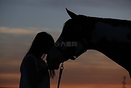 黃昏,側(cè)影,愛