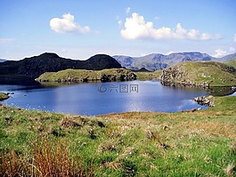坎伯里亚,湖泊,山