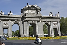 旅行,puerta alcalá de,西班牙