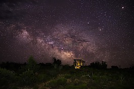 夜晚的天空,銀河,星星
