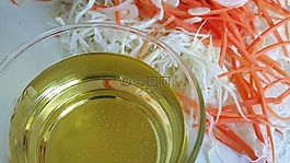 油,白菜,胡蘿卜