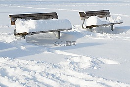 冬天,雪,板凳