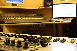 錄音工作室,鋼琴,監(jiān)視器