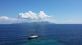 岛百合,托斯卡纳,性质