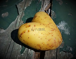 心臟,馬鈴薯,愛情