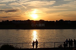 日落,萊茵,杜塞爾多夫